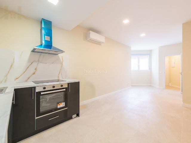 Piso en venta en Fuenlabrada, Loranca. PISO EN URB. PARQUE MIRAFLORES. Pisos.