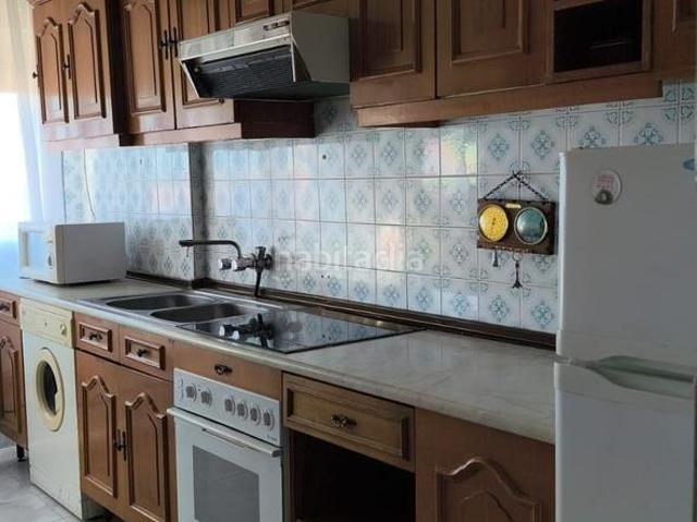 Piso en venta en Fuensalida. OPORTUNIDAD! VENTA DE PISO EN FUENSALIDA PARA ENTRAR A VIVIR. Pisos.