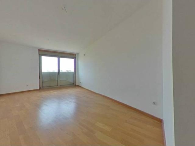 Piso en Venta en Fene