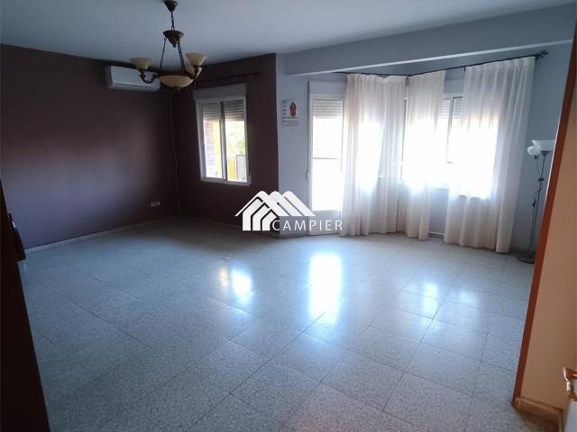 Piso en Venta en Feria