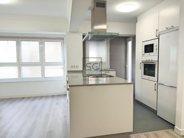 Piso en venta en Ferrol, Centro. Apartamento en el centro de Ferrol. Pisos.