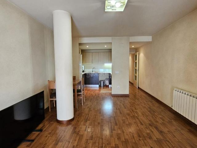 Piso en venta en Figueres, Creu de la Mà. Alquilado hasta octubre de 2029. Pisos.