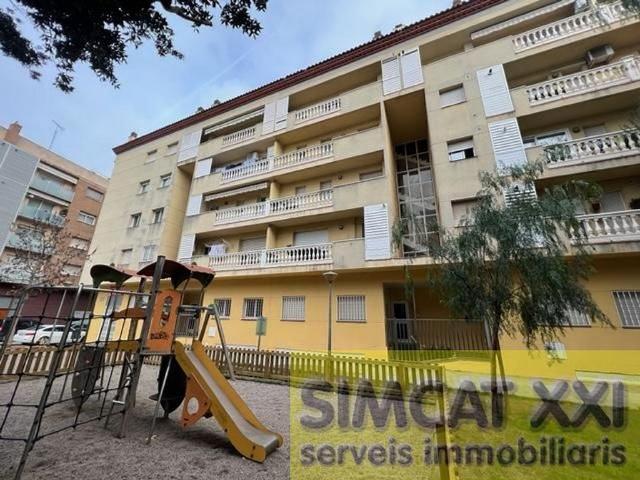 Piso en venta en Figueres, de 93 m² 3 habitaciones por 175.000