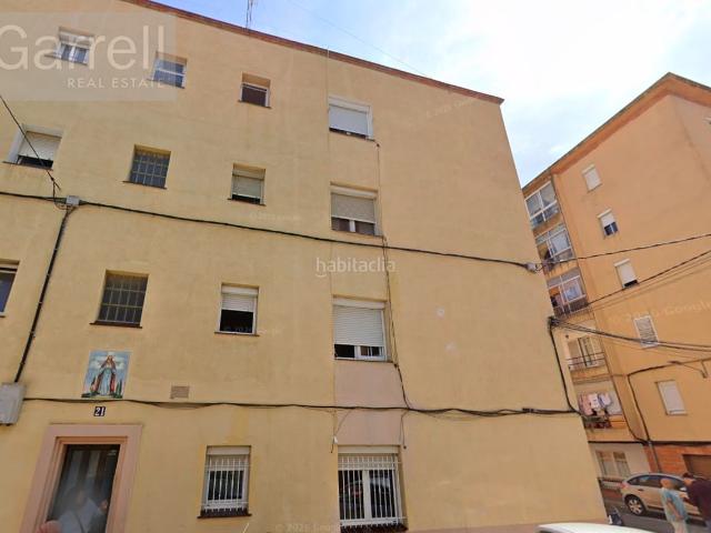 Piso en venta en Figueres, Poble Nou Olivar Gran. Este apartamento de 47 m en Figueres, con 3 dormitorios y 1 baño, ofrece un entorno residencial funcional y bien conectado, rodead. Pisos.
