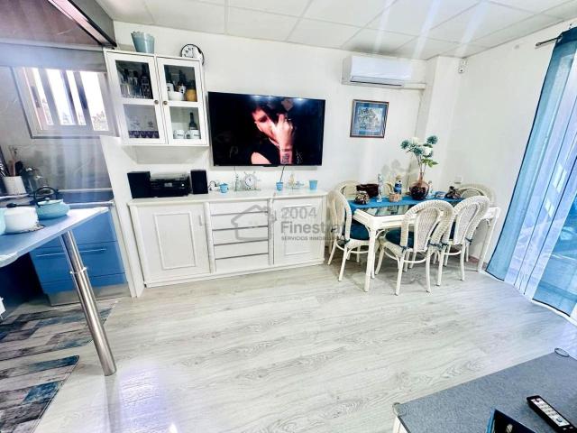 Piso en venta en Finestrat, Cala Finestrat. COQUETO APARTAMENTO CON 2 DORMITORIOS Y PARKING. Pisos.