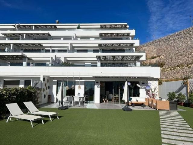 Piso en venta en Finestrat, Finestrat