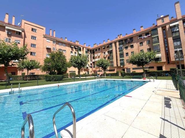 Piso en venta en Fontana
