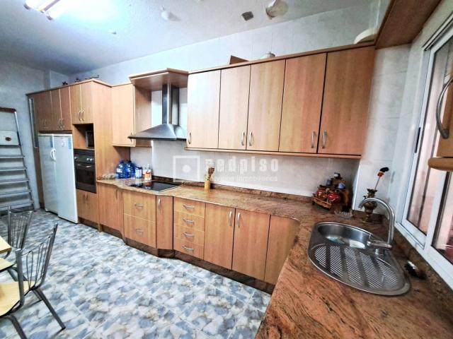 Piso en venta en Fortuna. Gran piso familiar en el centro de Fortuna, cerca de todos los servicios. Pisos.