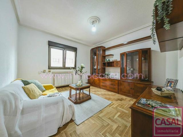 Piso en Venta en Fozaneldi Tenderina