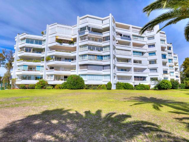 Piso en Venta en Guadalmina Alta