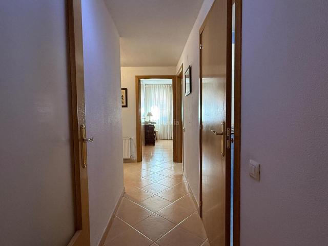 Piso en venta en Guadalajara, Constitución El Balconcillo. Amplia vivienda VPO de 3 dormitorios con garaje y trastero en zona residencial. Pisos.