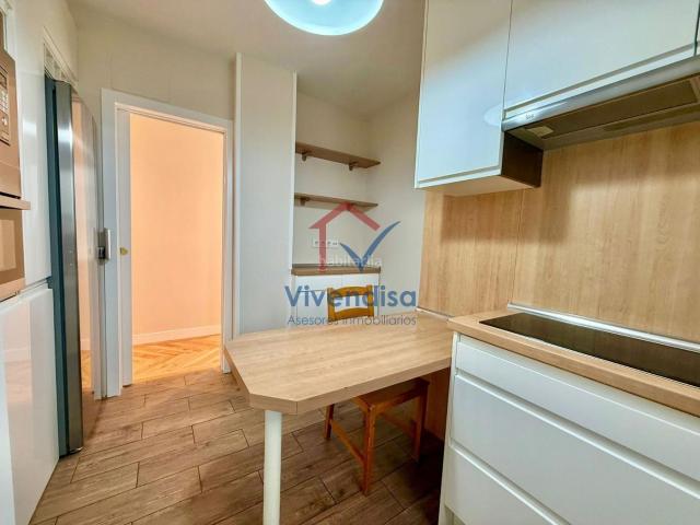 Piso en venta en Guadalajara, Plan Sur Amistad. Amplio piso reformado con garaje y terraza en Paseo de las Cruces Guadalajara. Pisos.