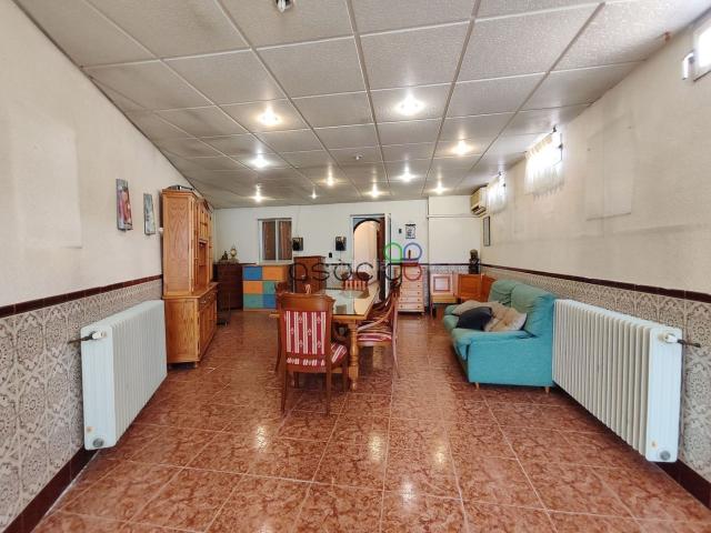 Piso en venta en Guadalajara, San Roque Concordia Adoratrices. Piso de 3 dormitorios con trastero en el centro. Pisos.