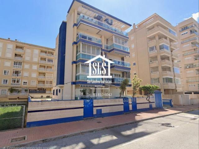 Piso en venta en Guardamar del Segura, Pueblo. Piso de esquina luminoso con solárium privado en Guardamar. Pisos Guardamar del.