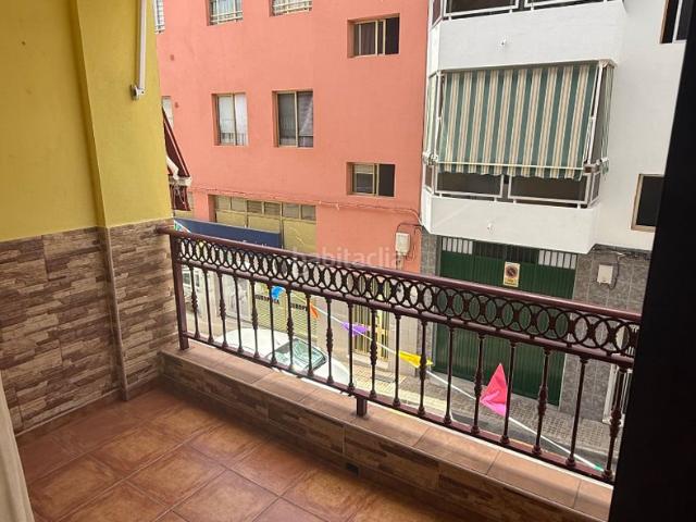 Piso en venta en Guía de Isora, Playa de San Juan. Se vende piso en playa San Juan 2dor, garaje y trastero. Pisos Guía de.