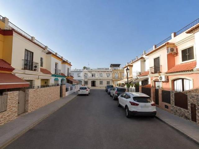 Piso en Venta en Guillena pueblo