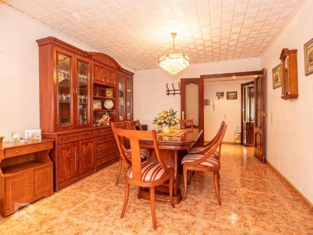 Piso en venta en Gandia, Beniopa Sant Pere. PISO AMPLIO CON GARAJE Y TRASTERO. Pisos.