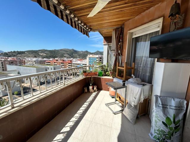 Piso en venta en Gandia, Beniopa Sant Pere. PISO CENTRICO PARA ENTRAR A VIVIR LUMINOSO. Pisos.