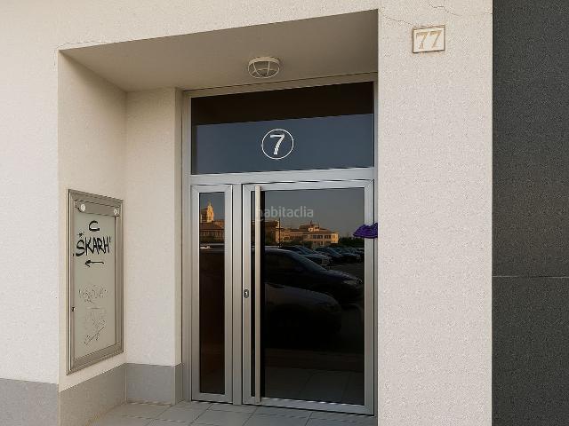 Piso en venta en Gandia, Corea. INMUEBLE ALQUILADO SIN ACCESO AL INTERIOR. Pisos.