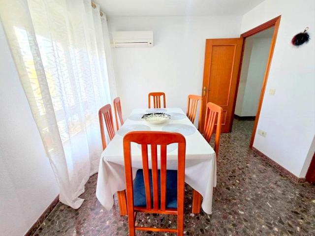 Piso en venta en Gandia, Grau de Gandía Marenys de Rafalcaid. APARTAMENTO PLAYA DE GANDIA, ZONA GRAO, DE 3H Y 2 BAÑOS, AMUEBLADO Y CON ASCENSOR. Pisos.