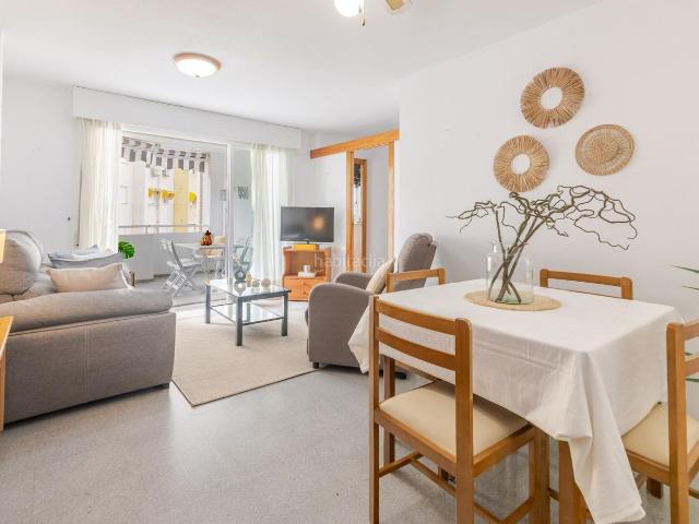 Piso en venta en Gandia, Playa de Gandía. APARTAMENTO CON 2 PLAZAS DE GARAJE EN LA PLAYA DE GANDIA. Pisos.