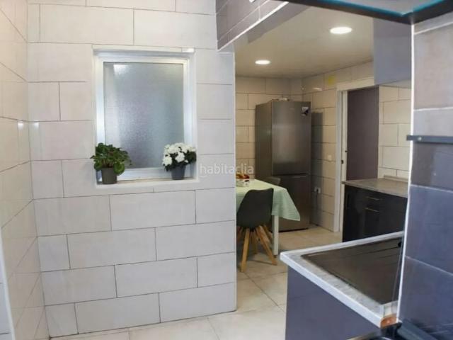 Piso en venta en Gandia, Plaza Elíptica República Argentina. Espectacular piso de 130 m² con terraza y ventilación cruzada junto a los Juzgados. Pisos.