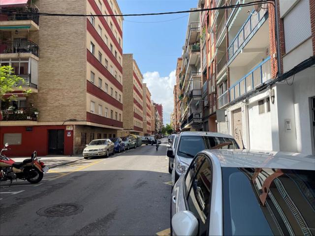 Piso en venta en Gandia, Plaza Elíptica República Argentina. Pisos.