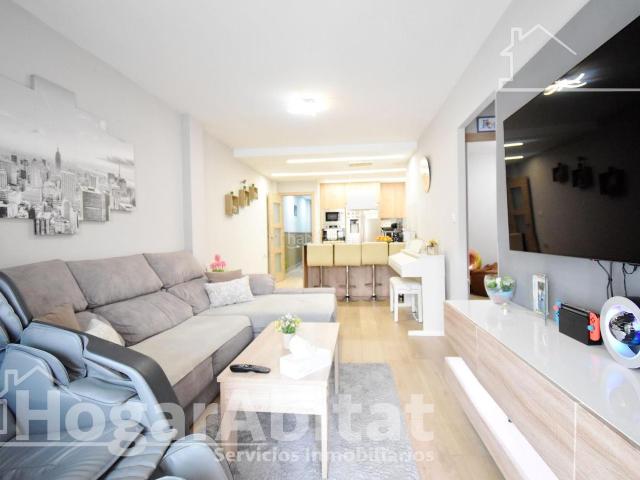 Piso en venta en Gandia, Plaza Elíptica República Argentina. OPORTUNIDAD DE INVERSIÓN! REFORMADO CON TERRAZA Y GARAJE. Pisos.