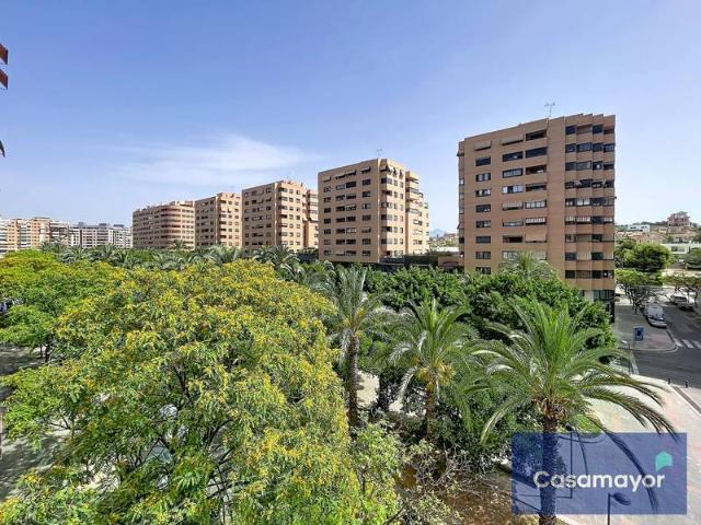 Piso en Venta en Garbinet Parque de las Avenidas