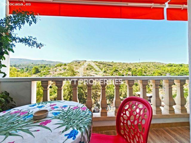 Piso en venta en Gata de Gorgos, reformado, con ascensor y terraza vistas al río