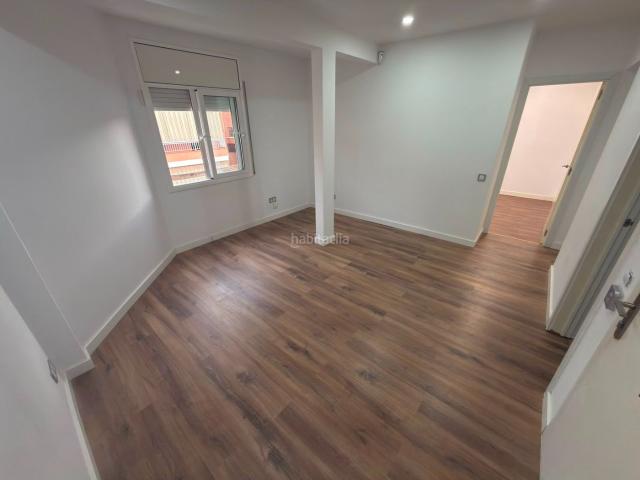 Piso en venta en Gavà, Can Tintorer Can Tries. Acogedor piso de 2 habitaciones todo reformado. Pisos.