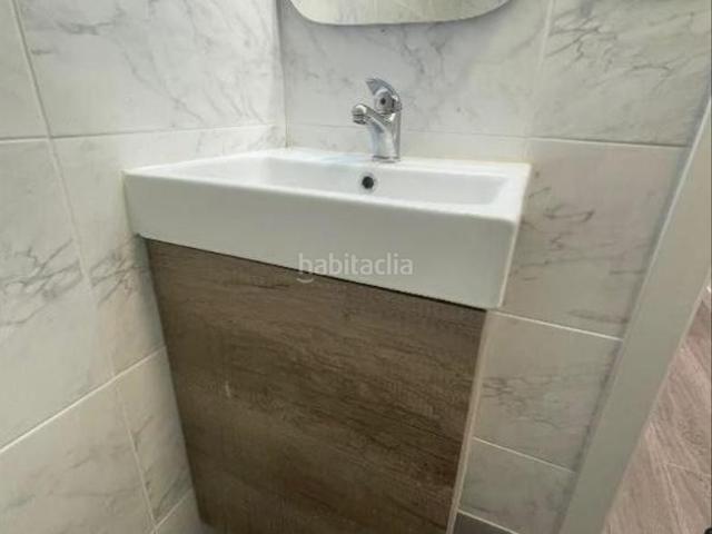 Piso en venta en Gavà, Centre Estació. IDEAL PARA INVERSION. Pisos.