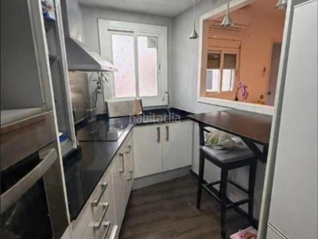 Piso en venta en Gavà, Passeig Maragall. Piso de 66m con Inquilino 3.99 rentabilidad bruta Terraza. Pisos.