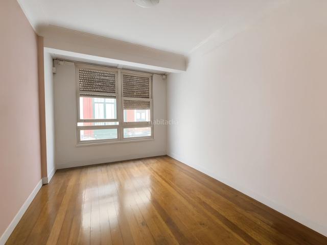 Piso en venta en Getxo, Las Arenas. Piso de 3 habitaciones situado en el centro de Las Arenas. Getxo. Cerca de la playa de de todos los servicios. Pisos.