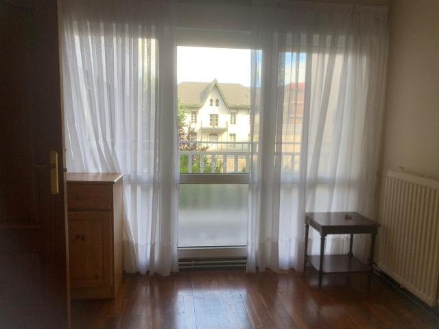 Piso en venta en Getxo, Las Arenas. Piso en Santa Ana con terraza, garaje directo y trastero. Pisos.
