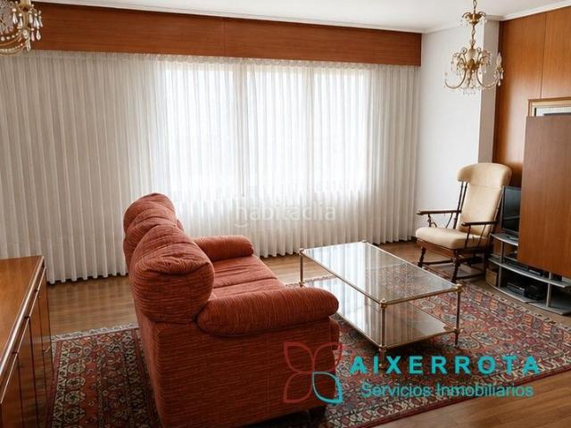 Piso en venta en Getxo, Santa María de Getxo. Getxo, Arrigunaga, vivienda amplia con garaje cerrado a un paso de la playa. Pisos.