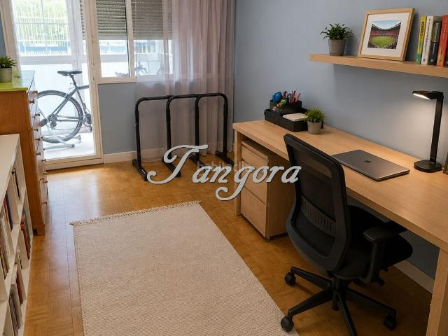Piso en venta en Getxo, Sarrikobaso. Estupendo piso en Bidezabal. Pisos.