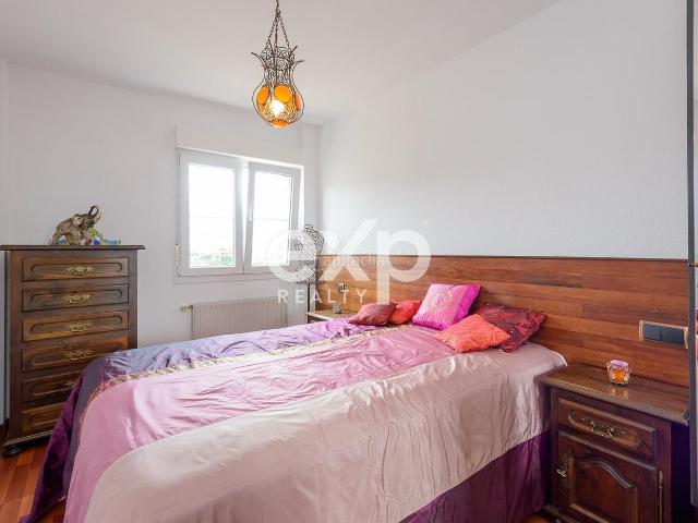 Piso en venta en Gijón, Nuevo Gijón. OPORTUNIDAD EN GIJÓN AMPLITUD, LUMINOSIDAD Y GRAN POTENCIAL DE REVALORIZACIÓN. Pisos.
