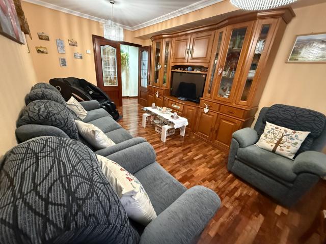 Piso en venta en Gijón, Ceares. Piso en venta en Calle Alegría. Pisos.