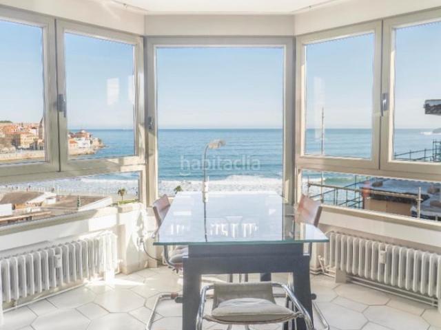 Piso en venta en Gijón, Centro. ¡Tu sueño de vivir frente al mar se hace realidad en Gijón!. Pisos.