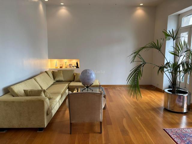 Piso en venta en Gijón, Centro. Con VISTAS al puerto deportivo y a los Jardines de la Reina, completamente reformado y en un estado impecable!. Pisos.