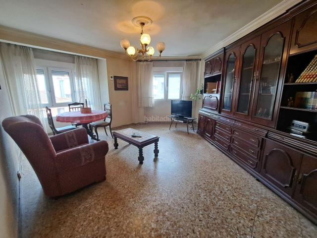 Piso en venta en Gijón, El Natahoyo. Pisos.