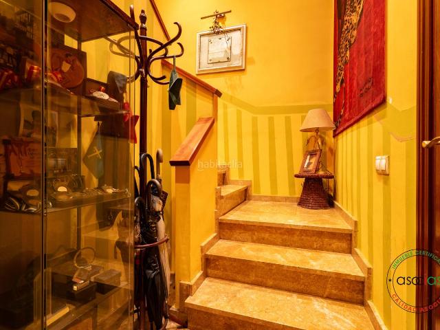 Piso en venta en Gijón, El Natahoyo. VENTA MAGNIFICO PISO EN EL NATAHOYO CON PLAZA DE GARAJE Y DOS TRASTEROS. Pisos.