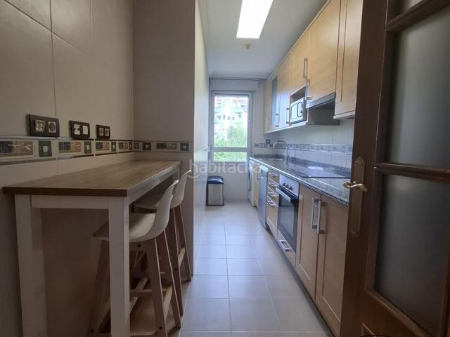 Piso en venta en Gijón, El Polígono. PISO EN VENTA CON PLAZA DE GARAJE Y TRASTERO. Pisos.
