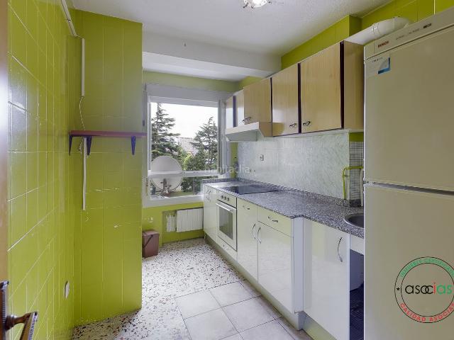 Piso en venta en Gijón, El Polígono. POLIGONO EN CL PUERTO DE VENTANA MAGNIFICO PISO EN VENTA. Pisos.