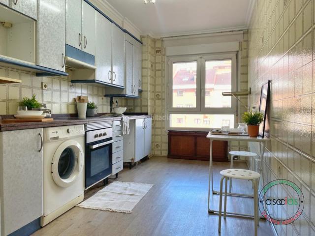 Piso en venta en Gijón, La Arena. VIVIENDA A LA VENTA EN MARQUES DE CASA VALDES. Pisos.