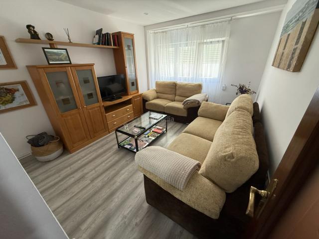 Piso en venta en Gijón, Laviada. Piso en venta en Calle Álvaro de Albornoz. Pisos.