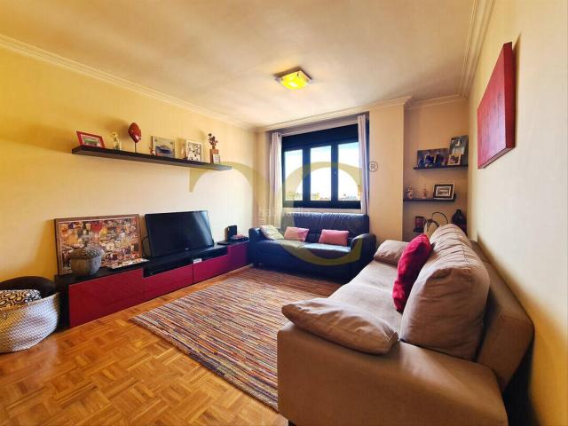 Piso en venta en Gijón, Llano. Exclusiva Magnífico piso con plaza de garaje en la mejor zona de Montevil. Pisos.