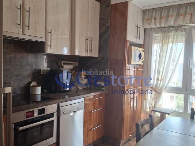 Piso en venta en Gijón, Llano. Piso céntrico, muy luminoso y junto al CC Los Fresnos Magnífico piso situado en una ubicación privilegiada, a escasos minutos del. Pisos.