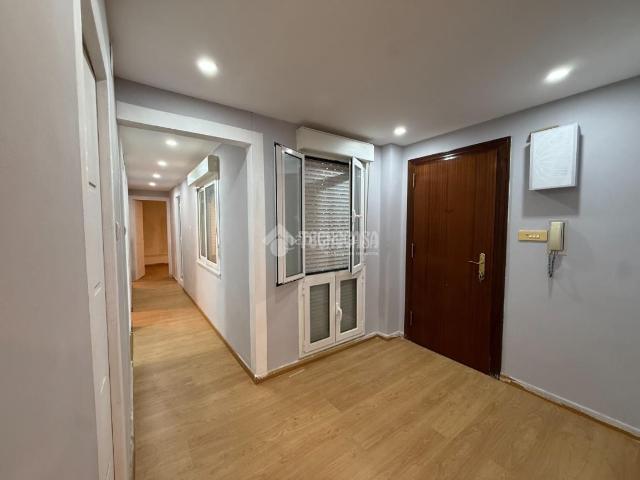 Piso en venta en Gijón, Llano. Piso en venta en Gijón. Pisos.